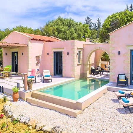 Villa Vardis Heated Pool Vríszesz Kültér fotó